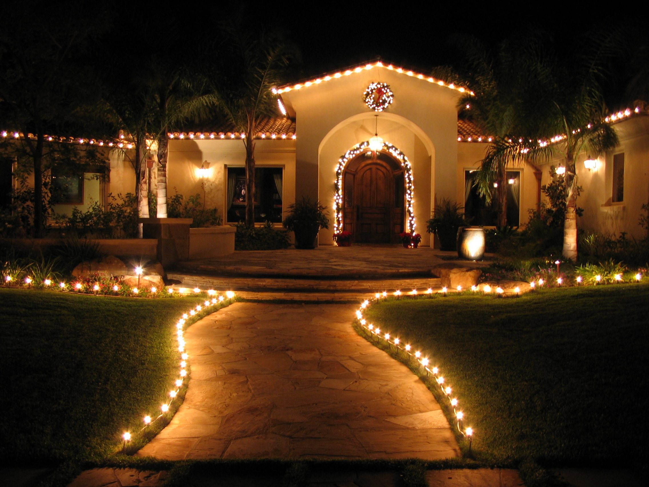 revision-7 Professional Christmas Lighting on home and walkway.